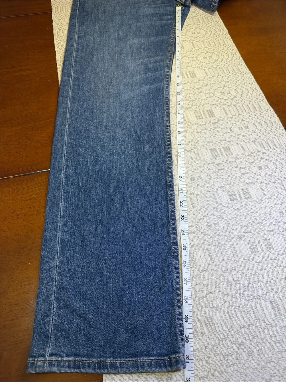 Men's Levi 505 Classic Blue Denim Jeans - Mid Wash